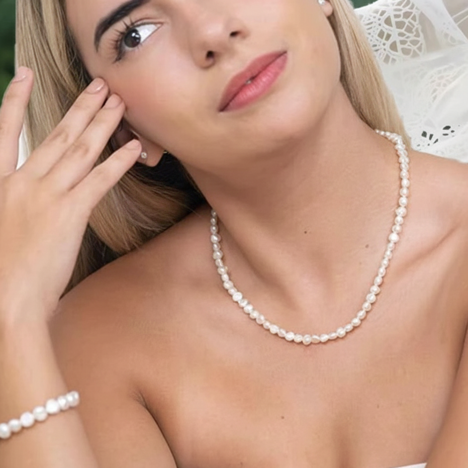 Exquisite parelketting | Witgoud