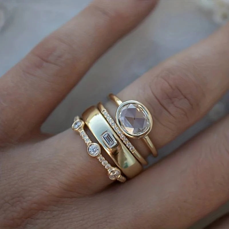 Vintage gouden ringenset met zirkonia | Goud