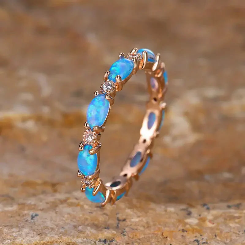 Elegante ring met blauwe opaal | Goud
