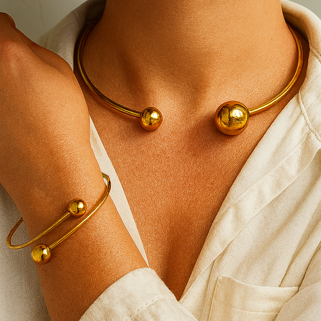 Minimalistische, lichtgevende halsband en manchetarmbandset | Goud