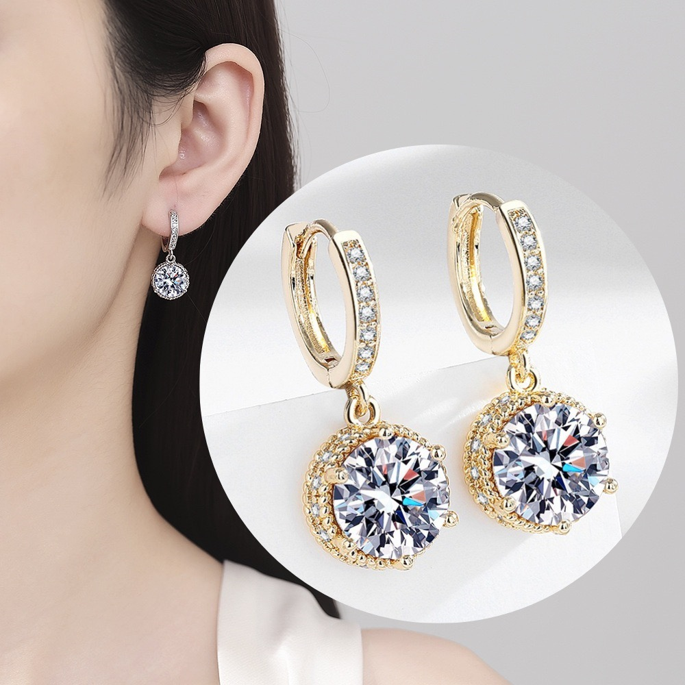 Ronde oorbellen met moissanite steentjes